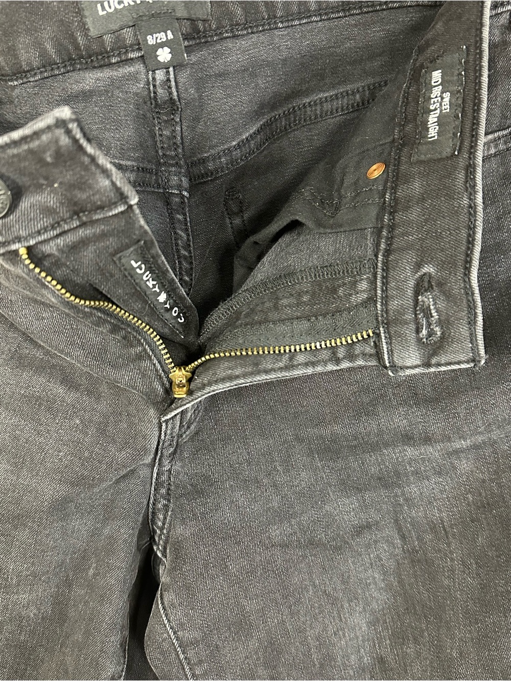 Lucky Brand Sweet Mid Rise Straight Black Jeans Raw Hem Size 8/29 - Picture 5 of 6